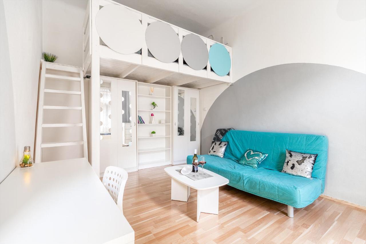 Sunny Dots Apartment - Free Parking! Budapest Esterno foto