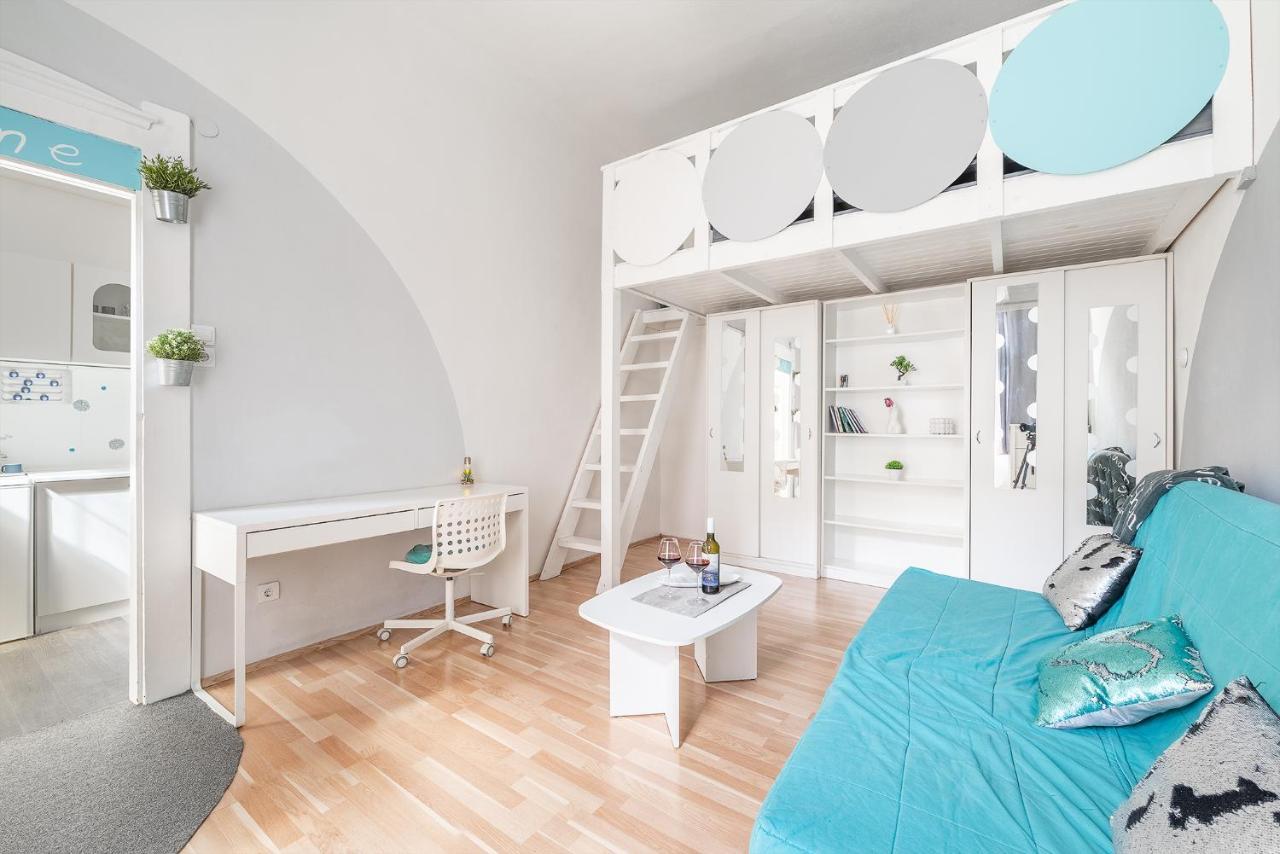 Sunny Dots Apartment - Free Parking! Budapest Esterno foto