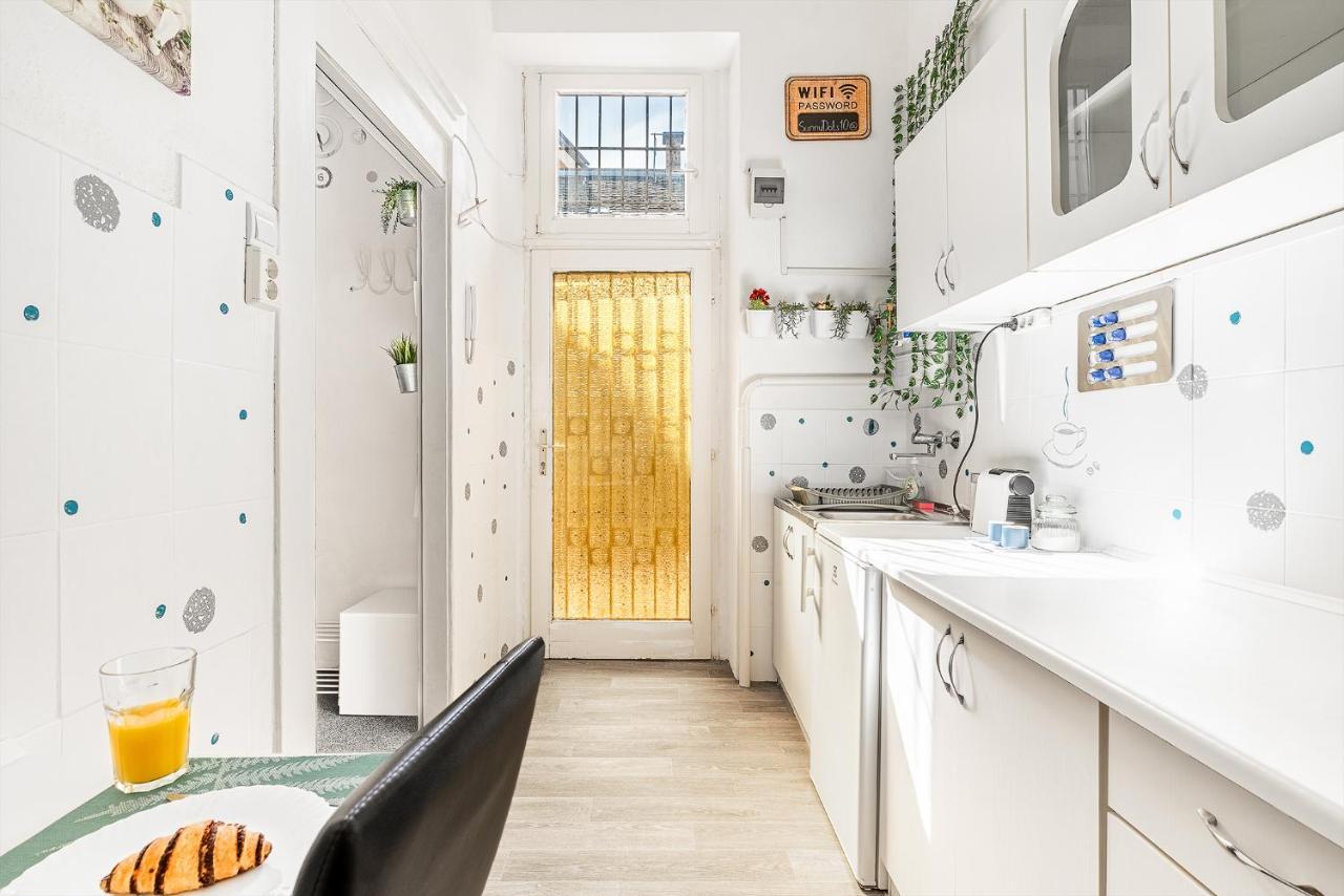 Sunny Dots Apartment - Free Parking! Budapest Esterno foto